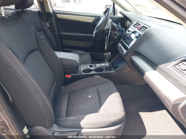 4S3BNAF67H3021109 Subaru Legacy 2.5i Premium