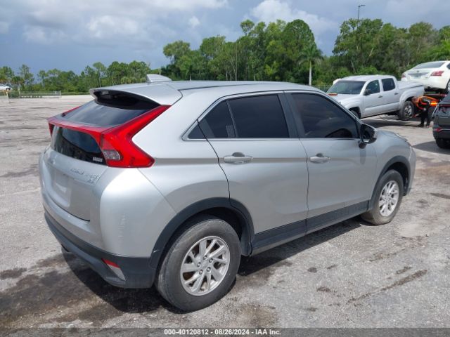 2019 MITSUBISHI ECLIPSE CROSS JA4AT3AA6KZ035204 Photo 3