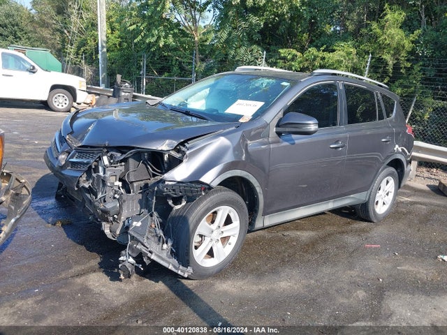 Toyota Rav4 Xle 2014 2T3WFREV7EW120978 Image 2