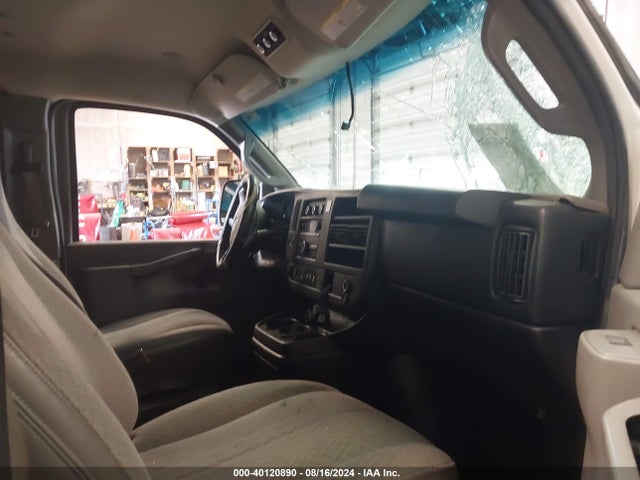 1GBWGFFG6G1255693 Chevrolet Express 2500 Lt