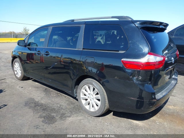 Toyota Sienna Le 7 Passenger 2015 5TDJK3DC5FS110682 Image 3