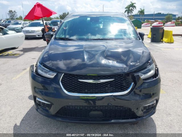 2C4RC1BG8PR587031 Chrysler Pacifica Touring L