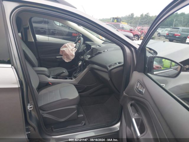 1FMCU9GX6EUE31589 Ford ESCAPE SE