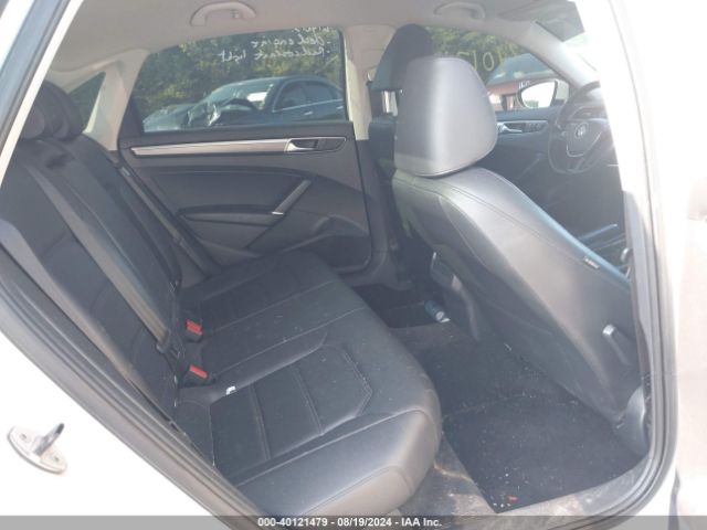 1VWDT7A39HC006753 Volkswagen Passat 1.8t R-line