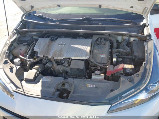 Toyota Prius L Eco 2020 JTDKARFU5L3118150 Image 10