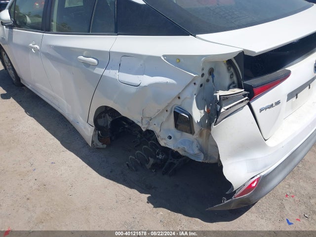 Toyota Prius L Eco 2020 JTDKARFU5L3118150 Image 6