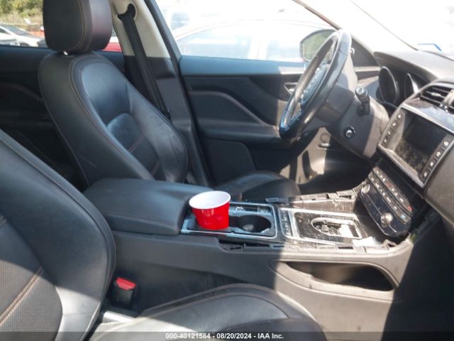 SADCK2BV6HA077493 Jaguar F-pace 35t Prestige