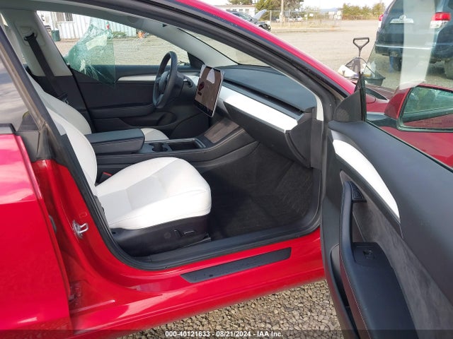 2021 TESLA MODEL 3 5YJ3E1EB7MF055342 Photo 4