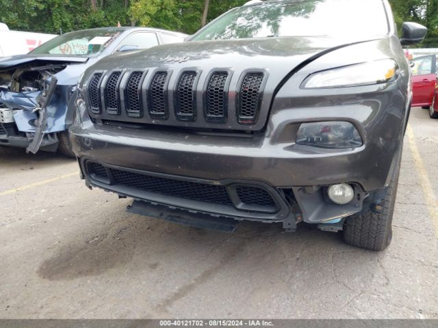 1C4PJMCB8FW744757 Jeep Cherokee North