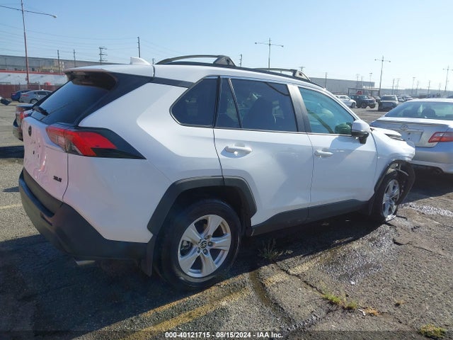 Toyota Rav4 Xle 2021 2T3W1RFV6MW153384 Image 4