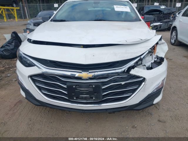 1G1ZB5STXNF191574 Chevrolet Malibu Fwd Ls