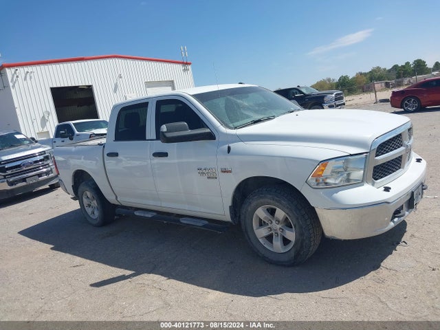 3C6RR7KT9MG569743 RAM 1500 Classic Tradesman  4x4 5'7 Box