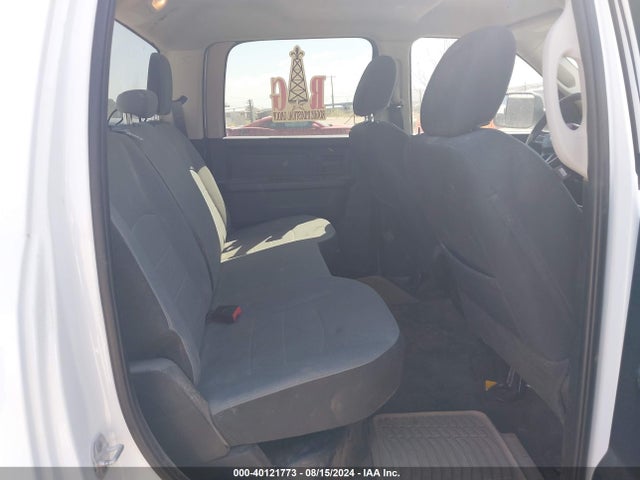 3C6RR7KT9MG569743 RAM 1500 Classic Tradesman  4x4 5'7 Box