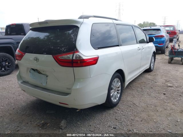 5TDYK3DC1FS653574 Toyota Sienna Xle 8 Passenger