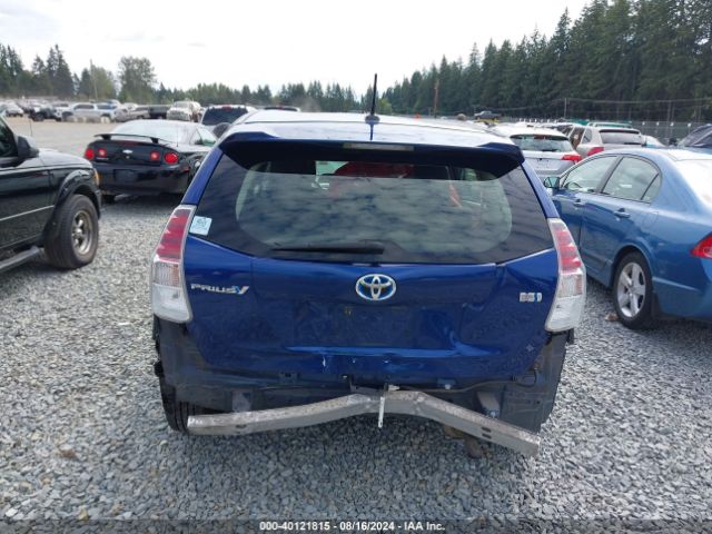 JTDZN3EU3FJ021210 Toyota Prius V Three