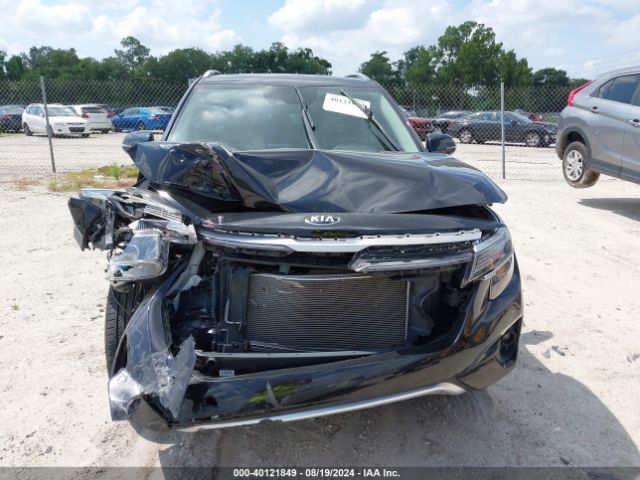 KNDERCAA5M7210241 KIA SELTOS EX