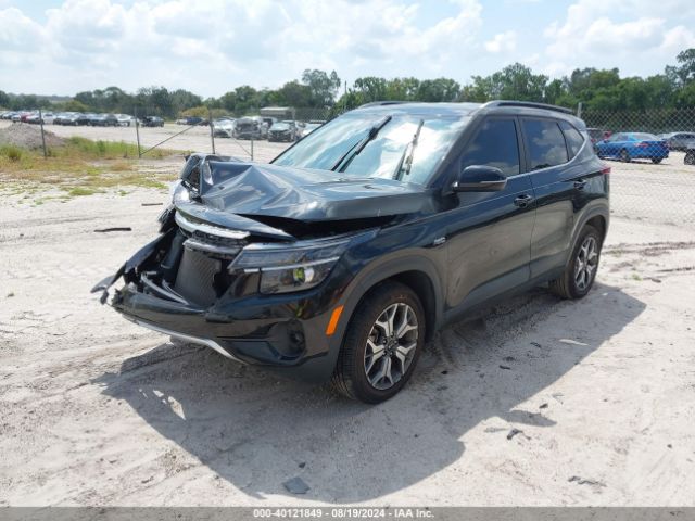 KNDERCAA5M7210241 KIA SELTOS EX
