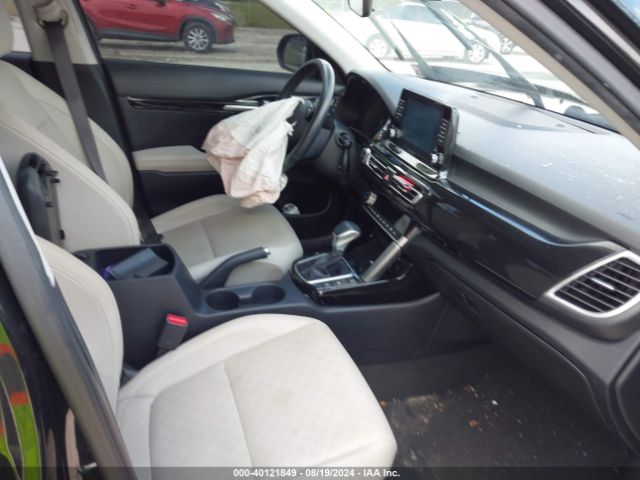KNDERCAA5M7210241 KIA SELTOS EX