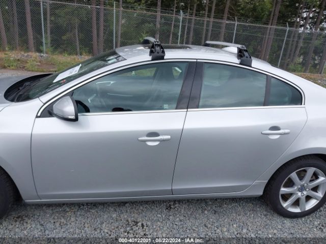 YV1612TK9G1399327 Volvo S60 T5 Premier