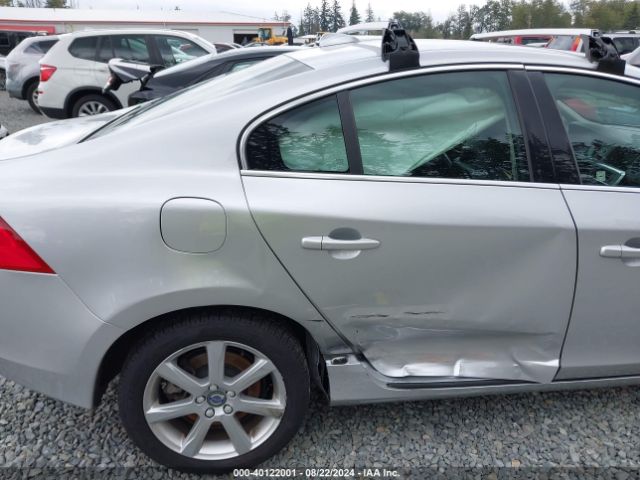 YV1612TK9G1399327 Volvo S60 T5 Premier