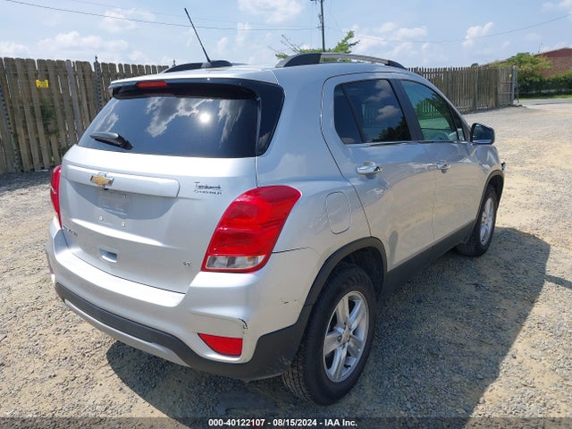 Chevrolet Trax Lt 2018 KL7CJPSB0JB594786 Image 4