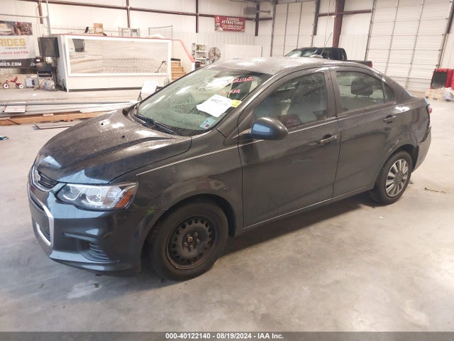 Chevrolet Sonic Ls Auto 2017 1G1JB5SH1H4153305 Image 2