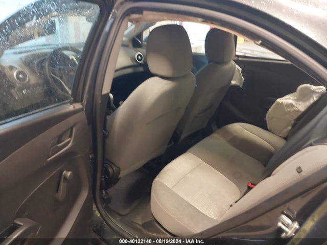 Chevrolet Sonic Ls Auto 2017 1G1JB5SH1H4153305 Image 8