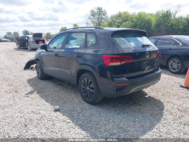 3VVDX7B22NM013357 Volkswagen Taos 1.5t S