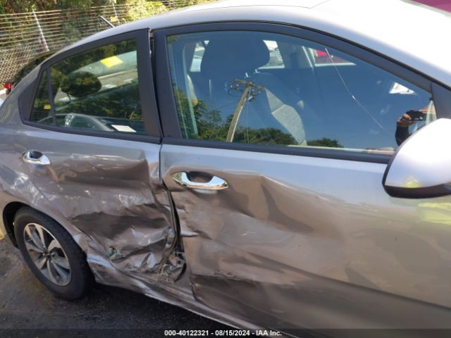 3KPA24AD1NE463965 KIA RIO S