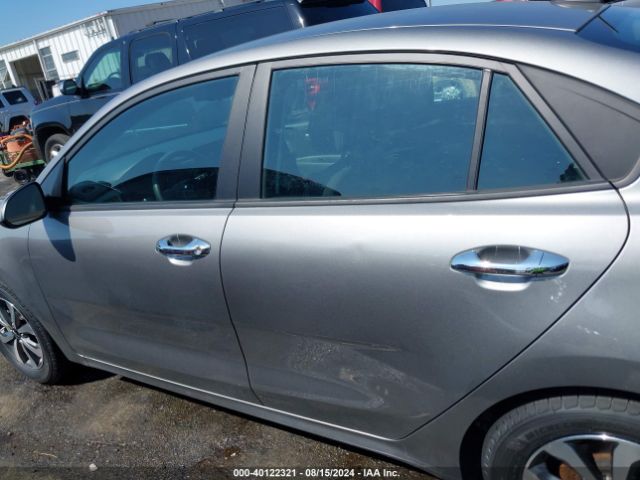 3KPA24AD1NE463965 KIA RIO S