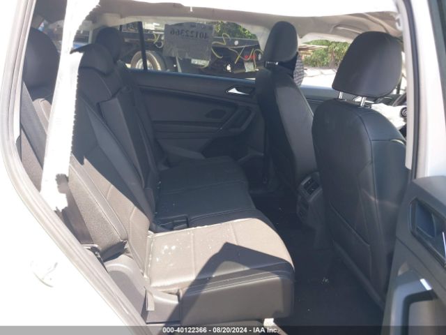 3VV3B7AX2JM207825 Volkswagen Tiguan 2.0t Se/2.0t Sel