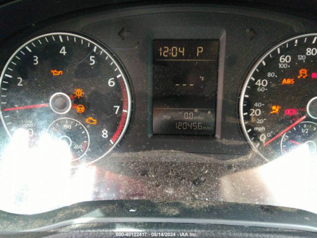 1VWAT7A34FC023069 Volkswagen Passat 1.8t Wolfsburg Edition