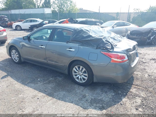 Nissan Altima 2.5 S 2015 1N4AL3AP8FN377458 Image 3