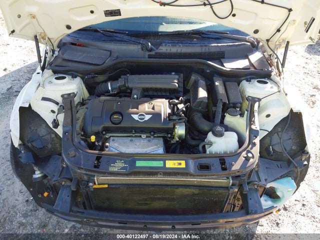 2010 MINI COOPER WMWMF3C50ATZ65706 Photo 9