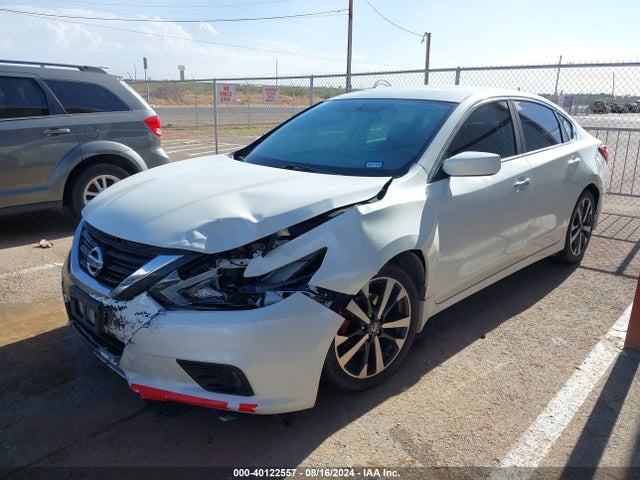 Nissan Altima 2.5 Sr 2017 1N4AL3AP0HC272251 Image 2
