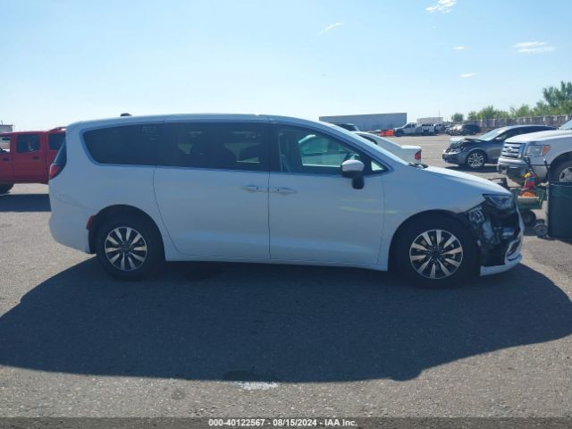 2C4RC1L76PR554415 Chrysler Pacifica Hybrid Touring L