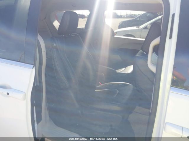 2C4RC1L76PR554415 Chrysler Pacifica Hybrid Touring L
