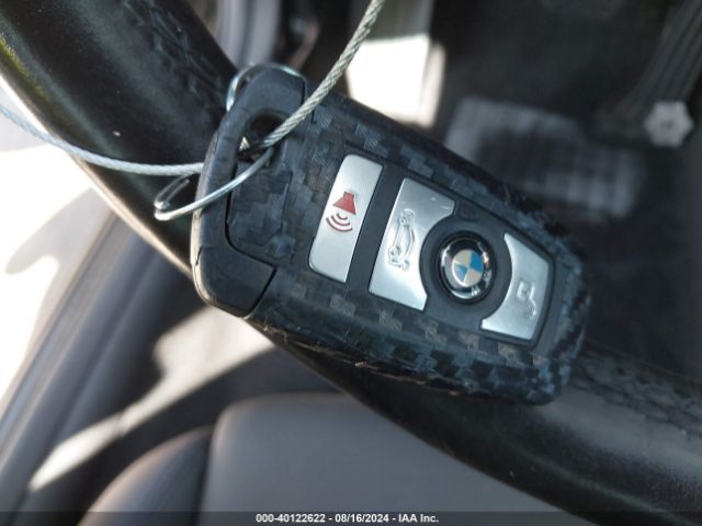 WBA8E1G54GNU11648 BMW 320i