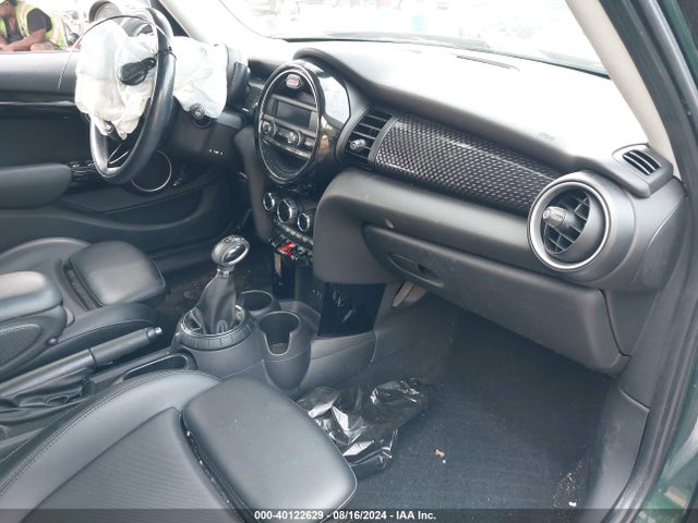 2015 MINI HARDTOP WMWXU3C51F2B55715 Photo 4