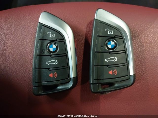 5UX83DP09R9U41138 BMW X3 M40i