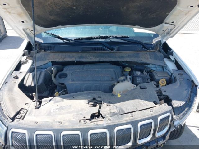 3C4NJCBB2NT137650 Jeep Compass Latitude Fwd