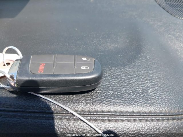 3C4NJCBB2NT137650 Jeep Compass Latitude Fwd