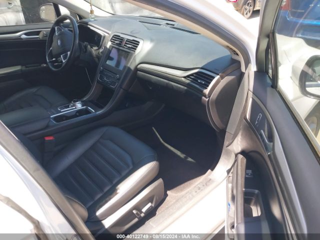 3FA6P0PU6HR329589 Ford Fusion Energi Se Luxury