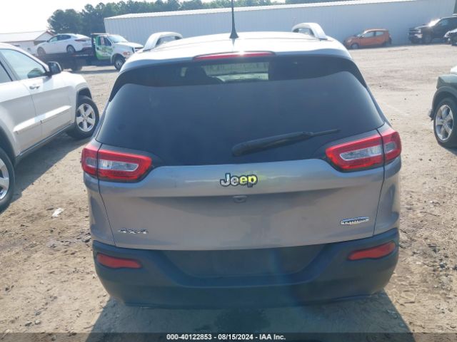 1C4PJMCB6HW521054 Jeep Cherokee Latitude 4x4
