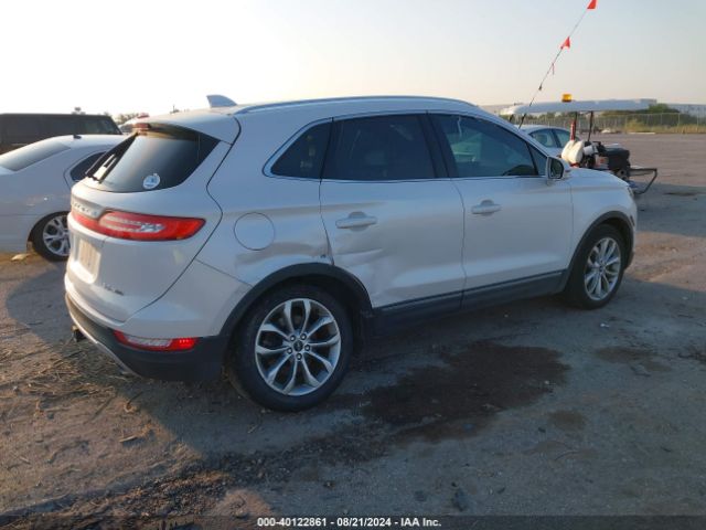 5LMCJ2C92GUJ15890 Lincoln MKC SELECT