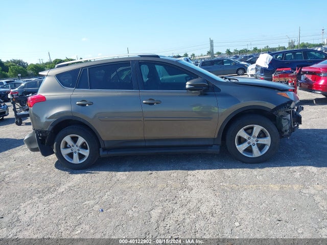 Toyota Rav4 Xle 2014 2T3WFREVXEW081562 Image 14