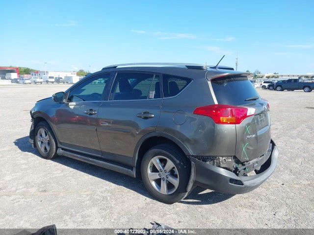 Toyota Rav4 Xle 2014 2T3WFREVXEW081562 Image 3