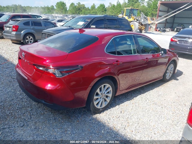 Toyota CAMRY LE 2022 4T1C11AK1NU673195 Image 4