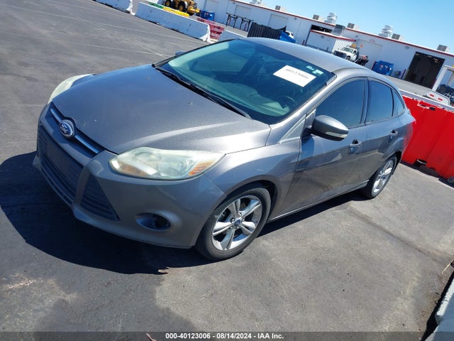 Ford FOCUS SE 2014 1FADP3F28EL400083 Image 2