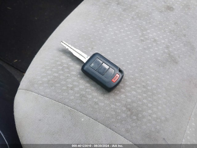 2018 MITSUBISHI MIRAGE G4 ML32F3FJ3JHF13647 Photo 10